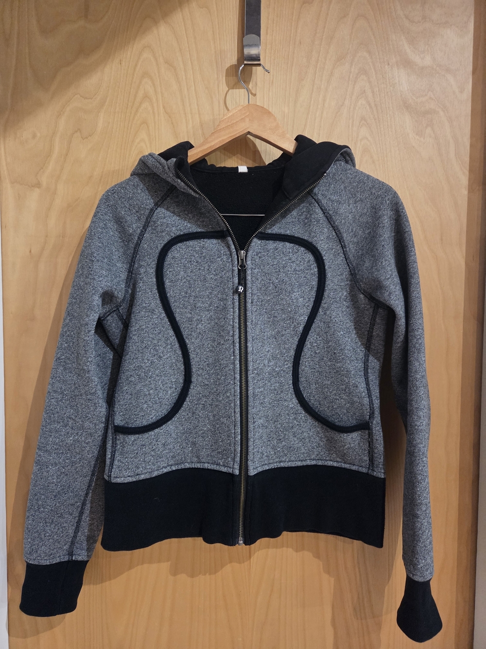 lululemon Scuba Grey and Black Full‑Zip Hooded Sweatshirt